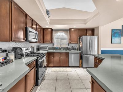 10113 Walhalla Plateau Ct, Las Vegas, NV, 89148
