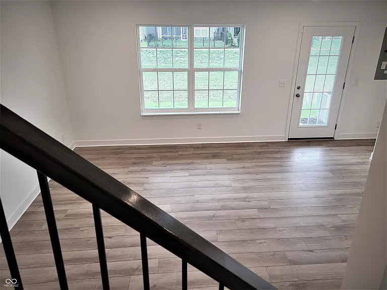 6929 Adalene Ln — Photo 11