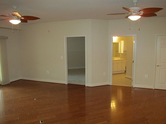 3rd image of 10205 Wincopin Cir Unit 401