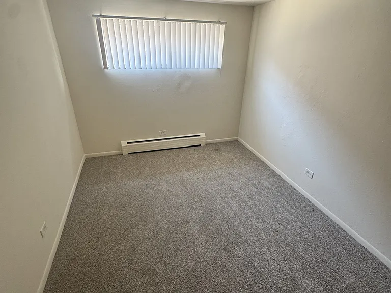 Bedroom without furniture