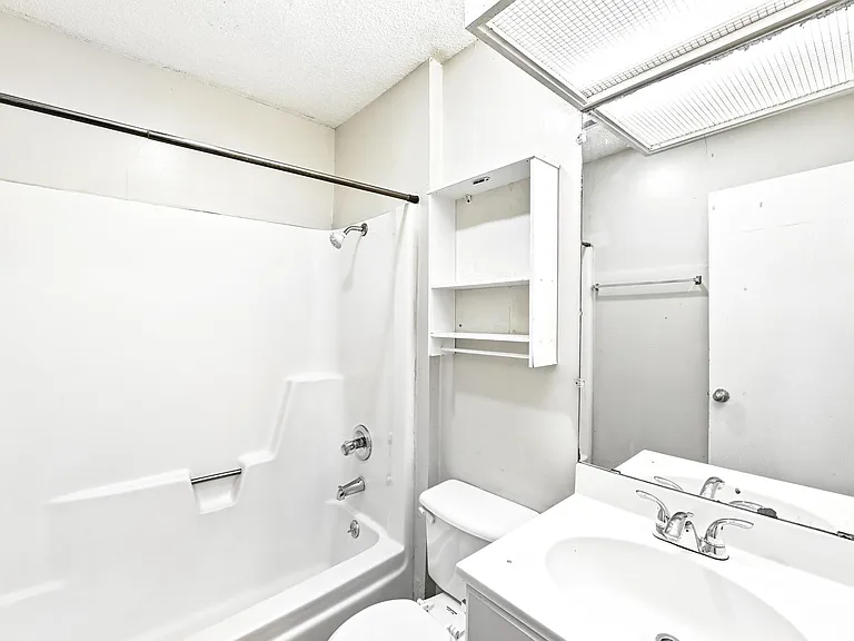 10604 Lanshire Dr #A — Photo 16
