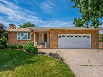 1346 Airport Rd, Lincoln, IL, 62656