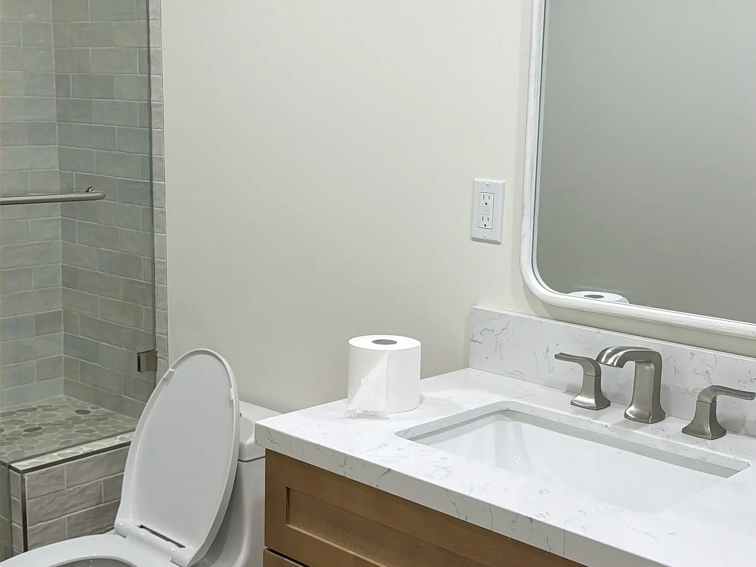 1 bed, 420 sqft, $2,195 — Photo 4