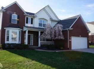 3538 Everett Dr, Rochester Hills, MI 48307