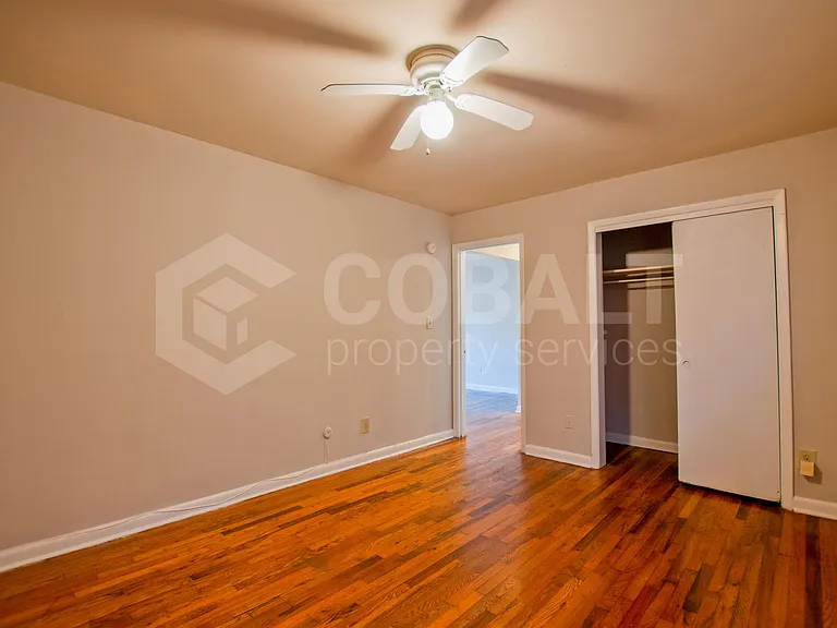 896 Greenwood Ave NE — Photo 15
