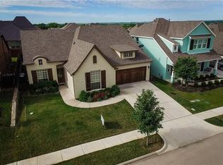 216 Parkview Dr, Aledo, TX 76008