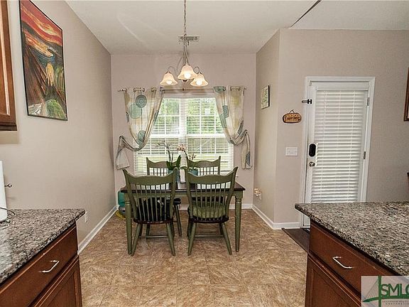 3rd image of 367 NE Highland Pony Way