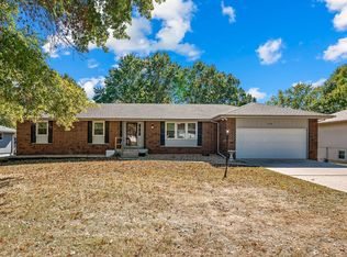 2768 W Village Ter, Springfield, MO 65810