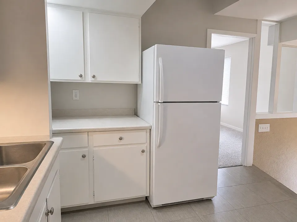 2109 Washington Ave #1F