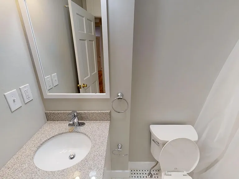 43 Temple St — Photo 12