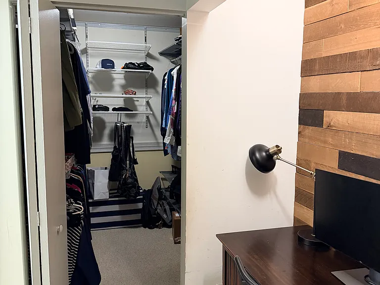 203 S Sangamon St #211 — Photo 8