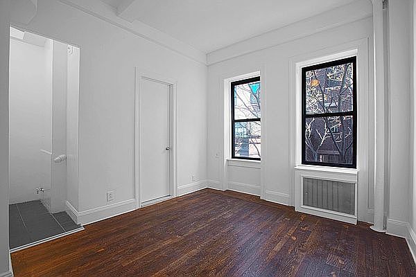 1st image of 19 W 69th St APT 405