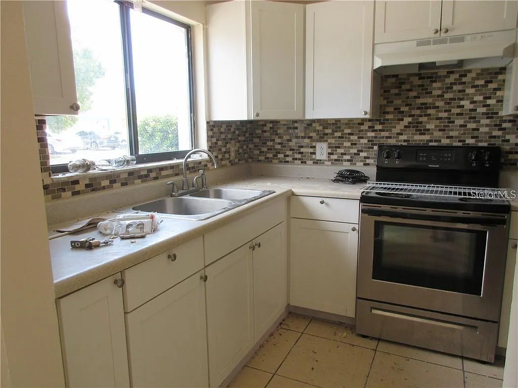 2 bed, 2.5 bath, 1088 sqft, $1,550 — Photo 3