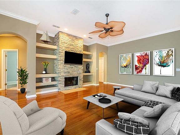 3rd image of 7276 Winding Lake Cir
