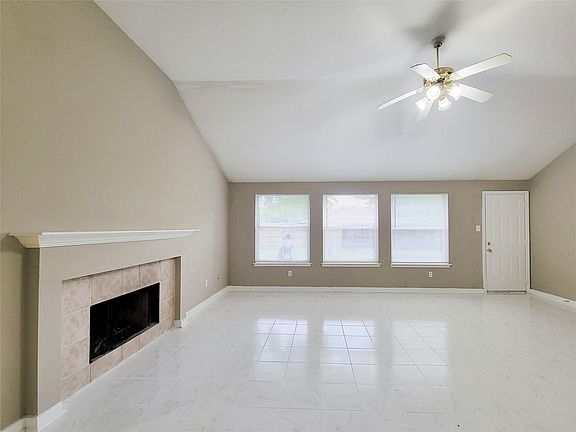4th image of 5322 Rivergate Dr