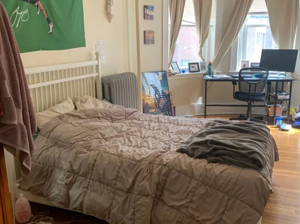 7 Fuller St #1A, Brookline, MA 02446