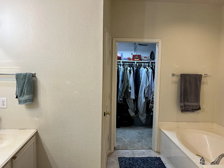 3941 Creek Crossing Dr — Photo 5
