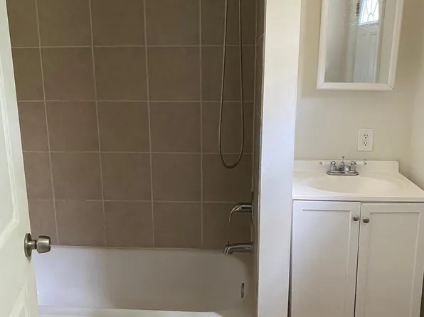 1924 N Darien St, Philadelphia, PA 19122