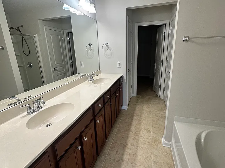 15551 Canmore Ln — Photo 12