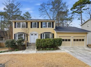521 Rue Montaigne, Stone Mountain, GA 30083