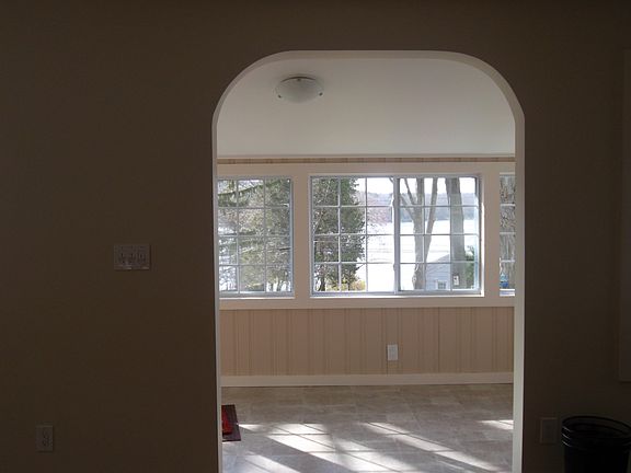 Living Room & Open Porch