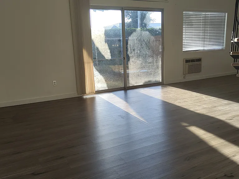119 NE 83rd St #B — Photo 16