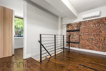 Rented by Rennit Inc.