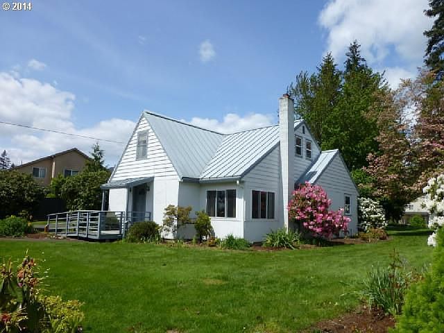 1st image of 4710 NE 94th St