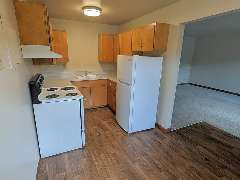 Welcome to Parkwood Apartments! — Photo 13