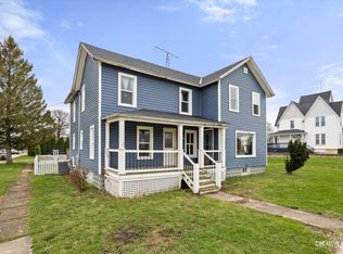 107 E Comanche Ave, Shabbona, IL