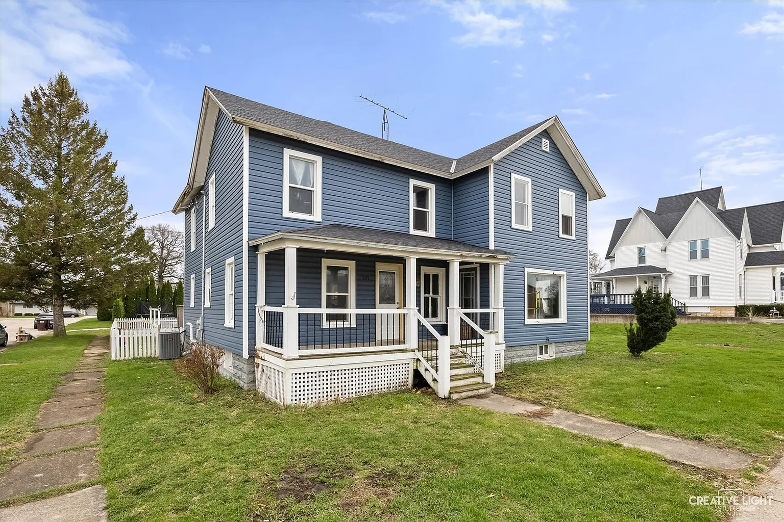 107 E Comanche Ave photo 1