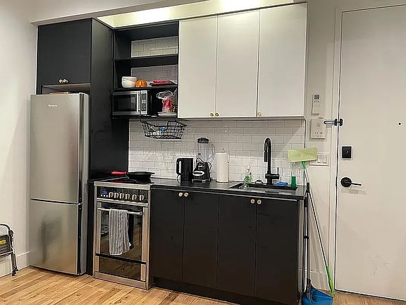 2nd image of 1269 Herkimer St #2R