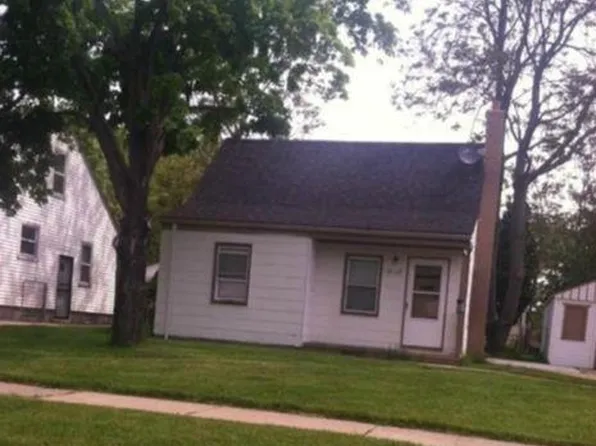 4528 Marseilles St, Detroit, MI 48224
