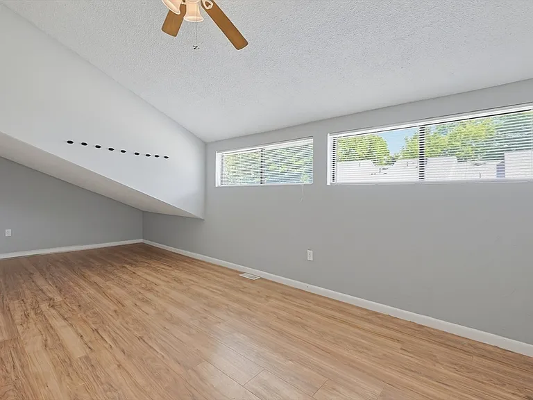167 Greenbrook Dr #167 — Photo 22