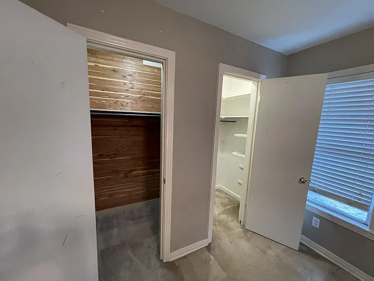 611 E University Dr #1 — Photo 20