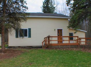 2312 E Ginter Rd, Midland, MI 48640