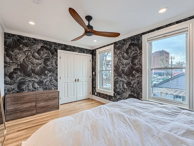 2117 W 28th Ave — Photo 16