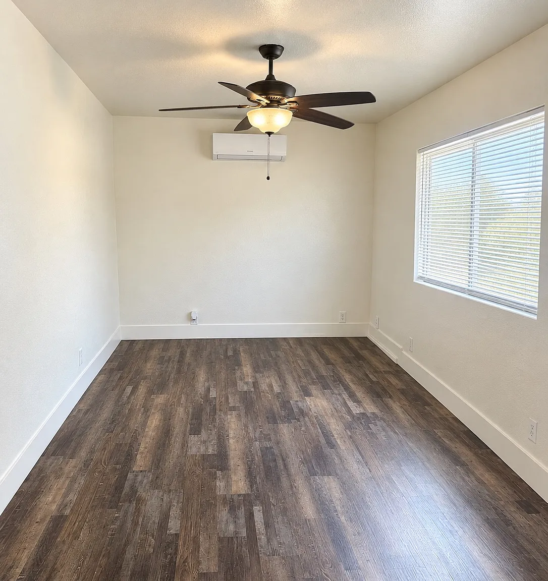 W 22nd St, Merced — Photo 3