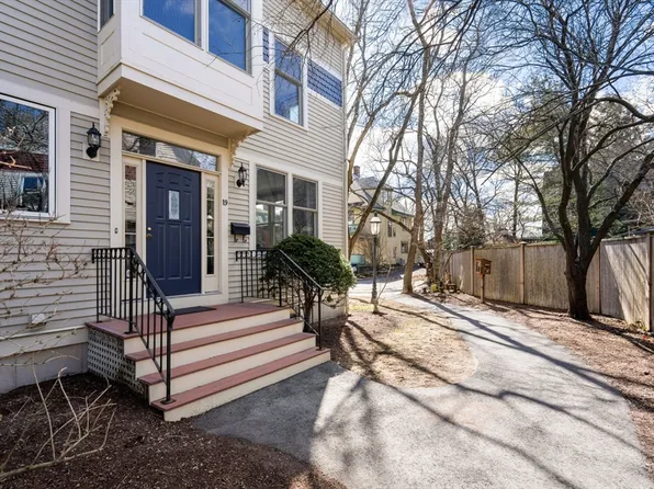 19 Segel St #19, Jamaica Plain, MA 02130