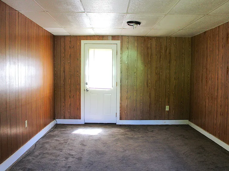 883 Josephine Ave — Photo 22