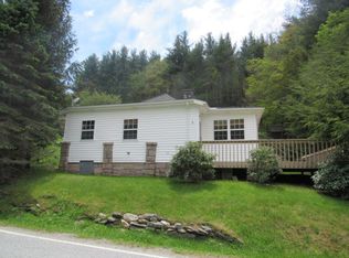 726 Middle Fork Rd, Blowing Rock, NC 28605
