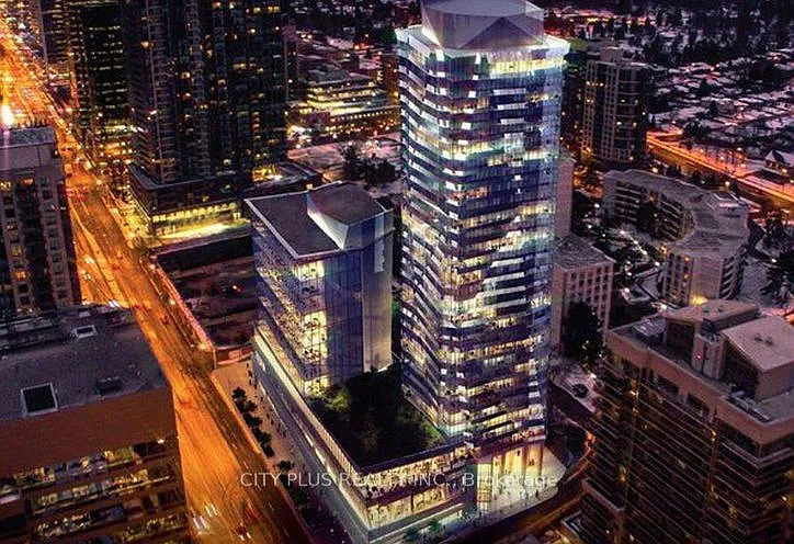 15 Ellerslie Ave #Penthouse 04