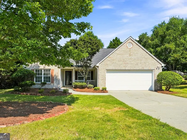 4293 Parks Ridge Dr, Snellville, GA 30039