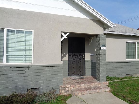 5th image of 1241 E Fountain Way