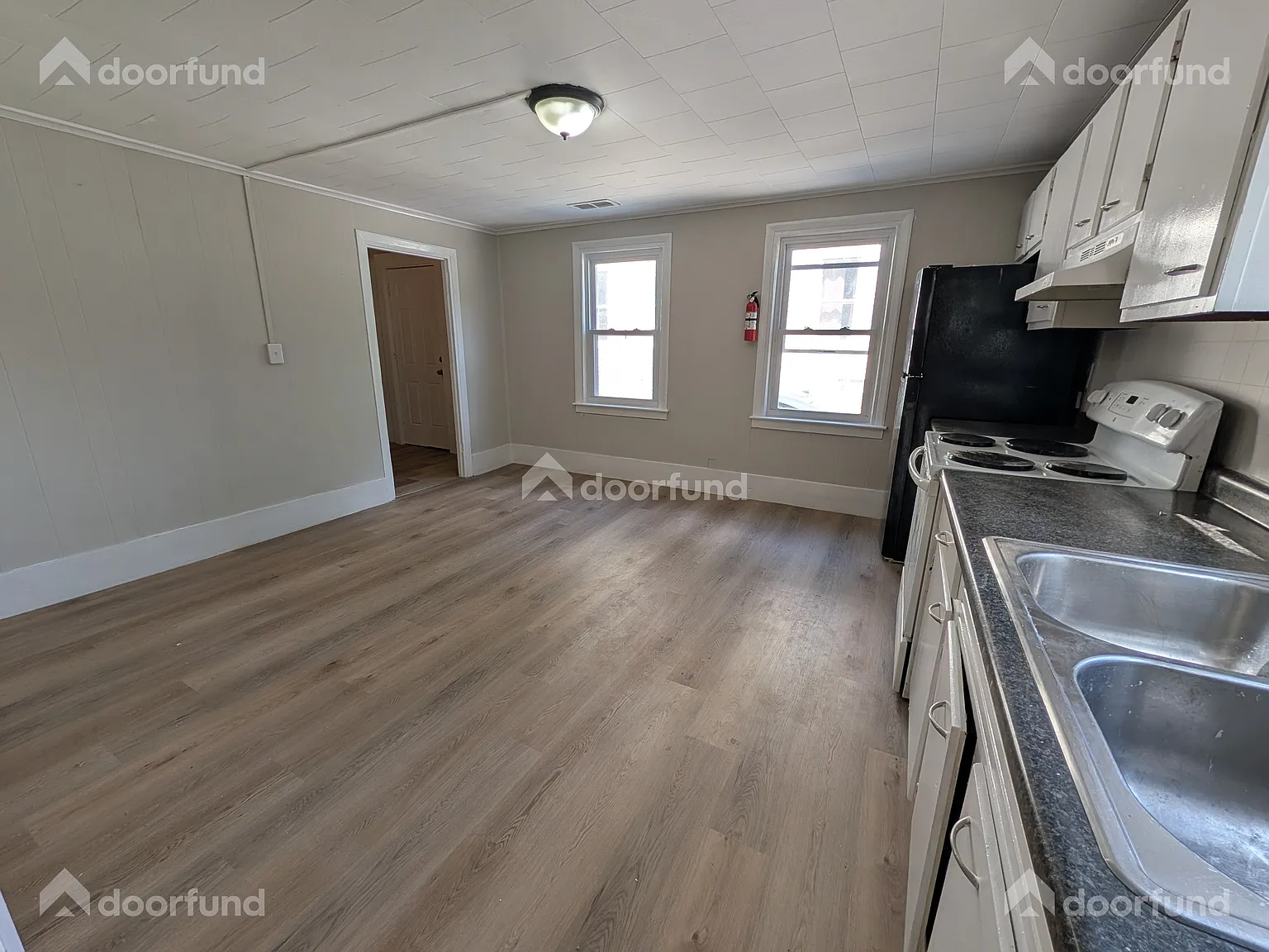 3 bed, $1,550 — Photo 3