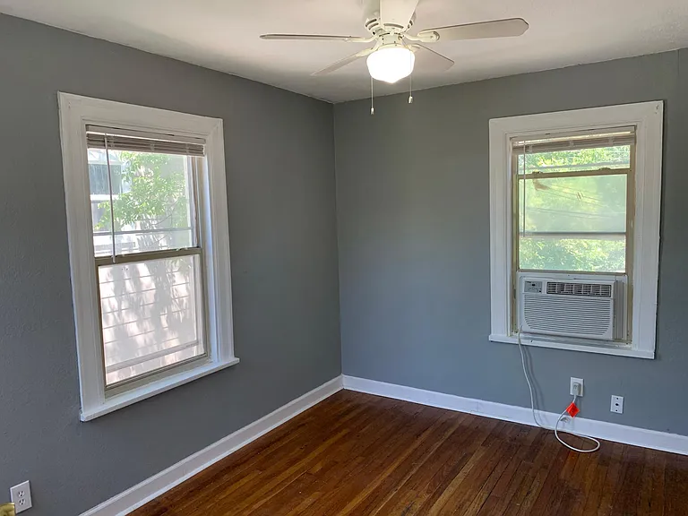 2815 Primrose Ave #B — Photo 5