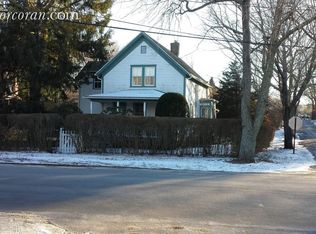 34 Liberty St, Sag Harbor, NY 11963