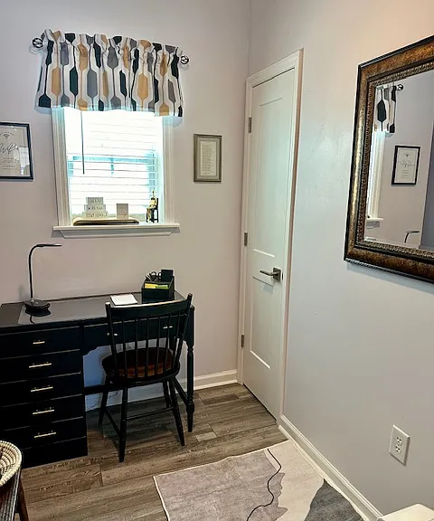 325 Pendleton St NW — Photo 12