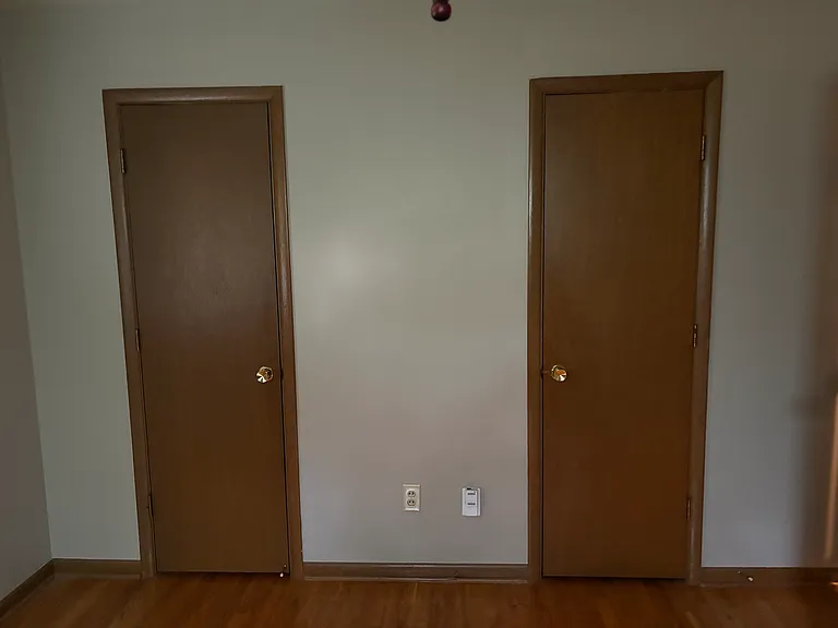 Bedroom 1, 2 Closets