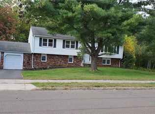 67 Sentinel Hill Rd, North Haven, CT 06473